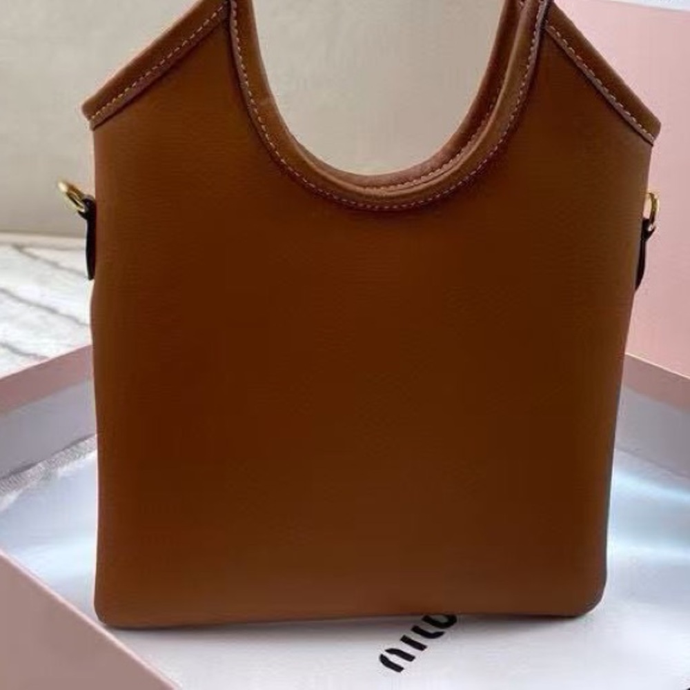 Miu Miu Beau Small Leather Tote Bag Brown Embossed Logo Shoulder Bag - Picture 4 of 9